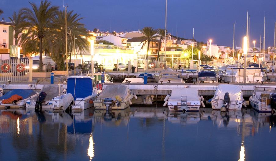 Puerto Deportivo Caleta de Vélez