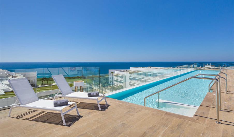 Piscina Infinita