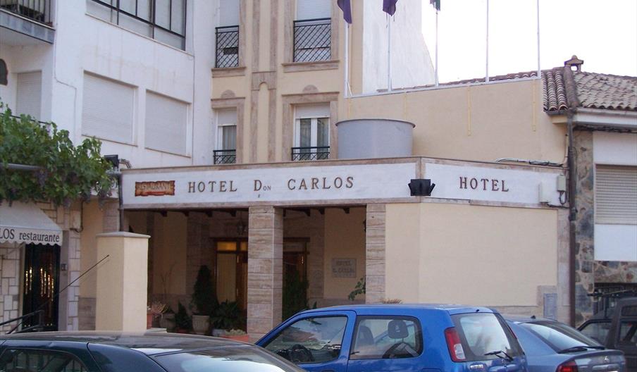 Don Carlos