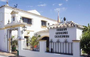 Pueblo Andaluz
