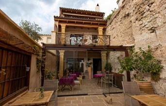 Hotel Poeta Jorge Manrique