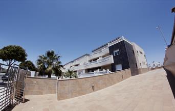 Apartamentos H3 Laguna Playa