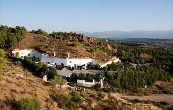 Apartamentos Cuevas de Rolando