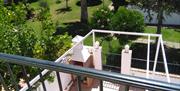 Vistas a zonas comunes desde terraza de habitación
